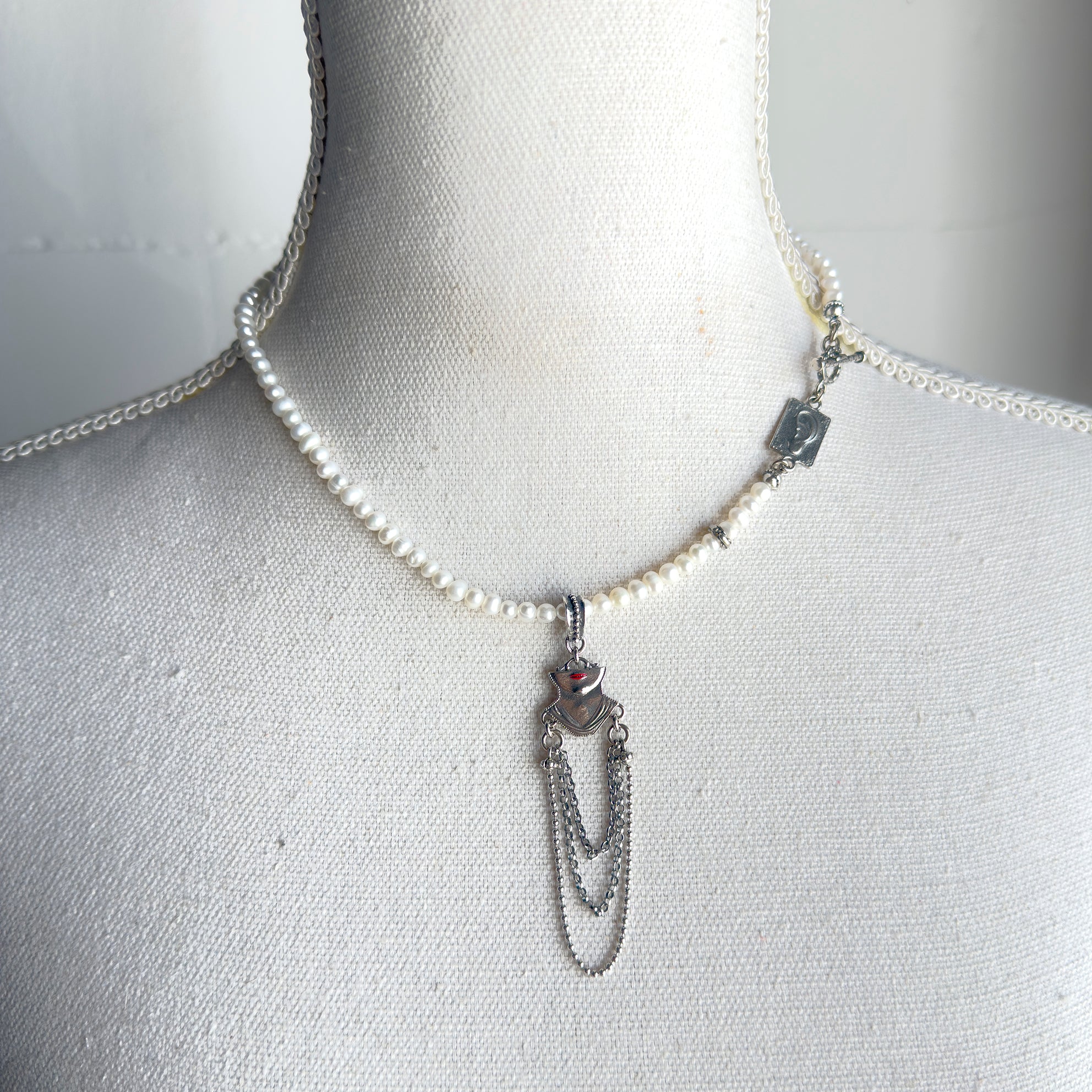 NK 25e20 Ex Voto Fringe Pearl Necklace