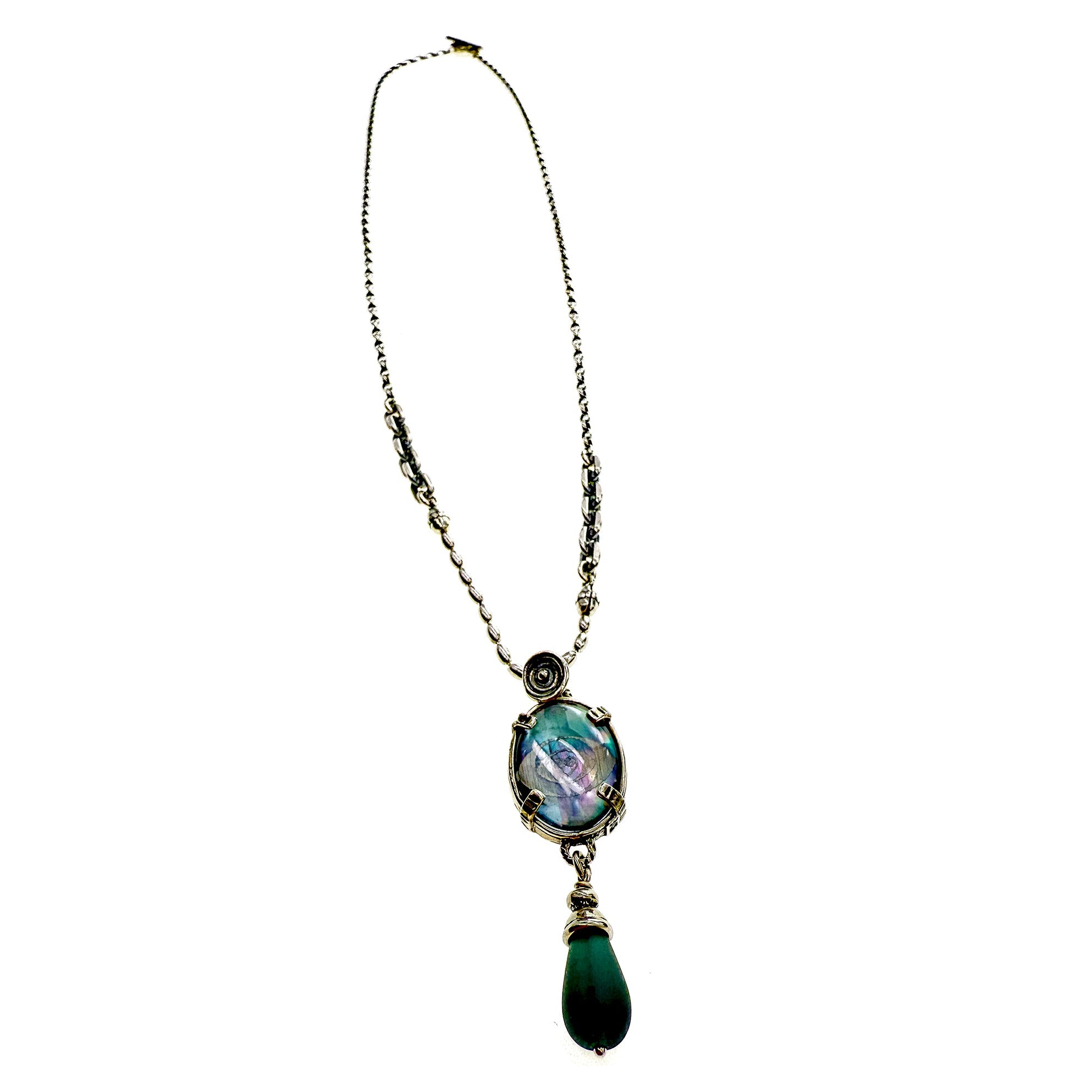 NK 25f05B Grey Eye Necklace