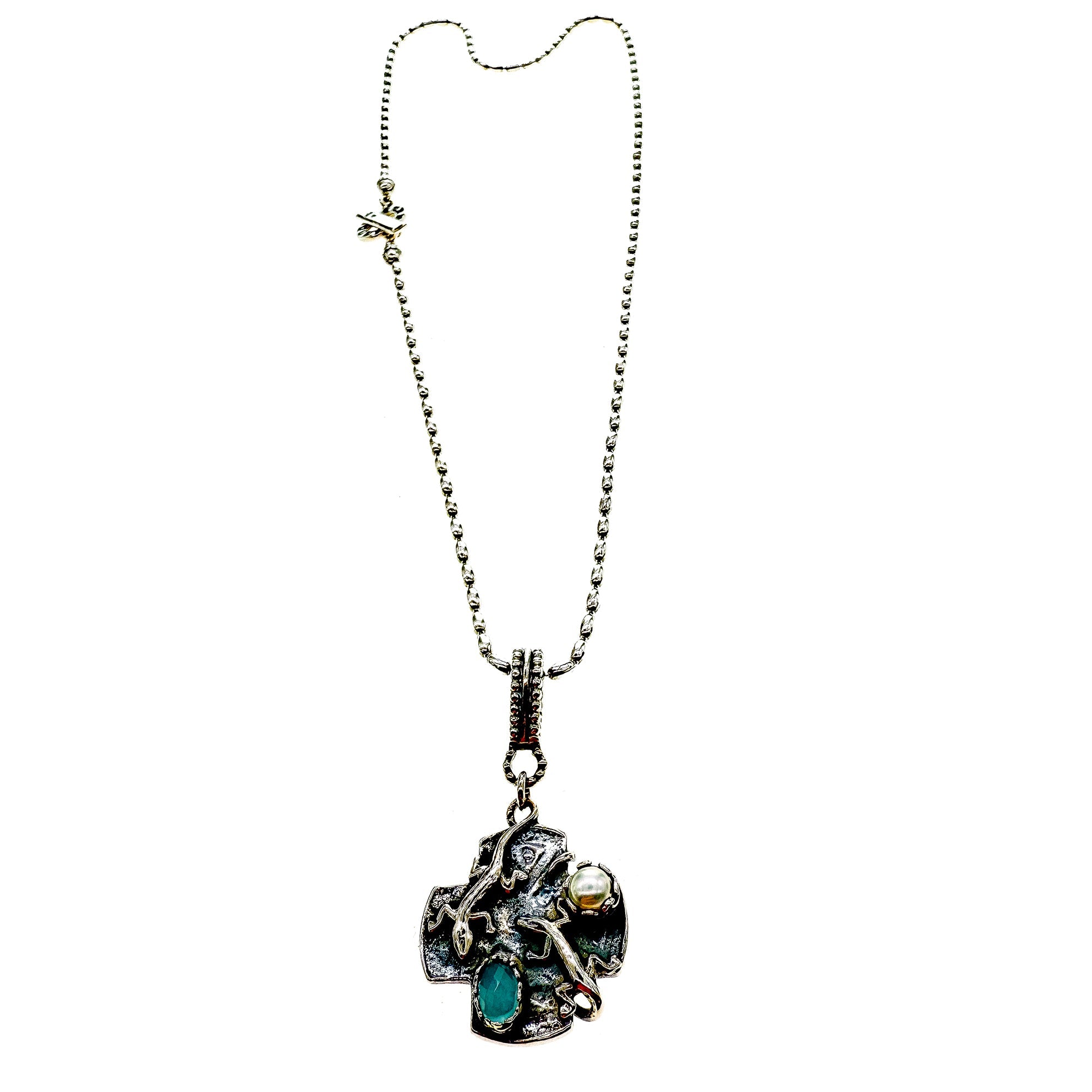 NK 25f06A Aqua Lizard Cross Necklace