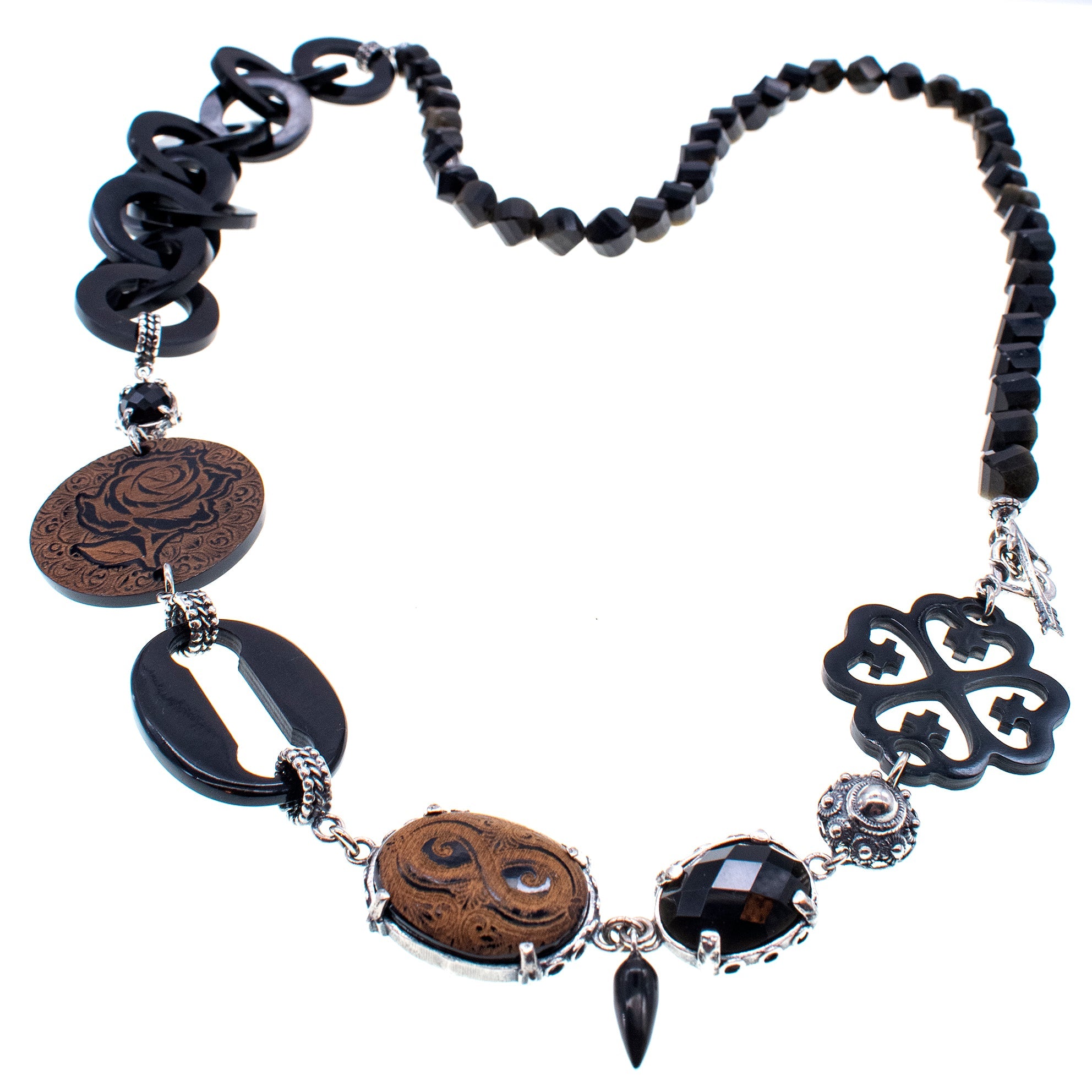 NK 25h01B Black Symphony of Love necklace