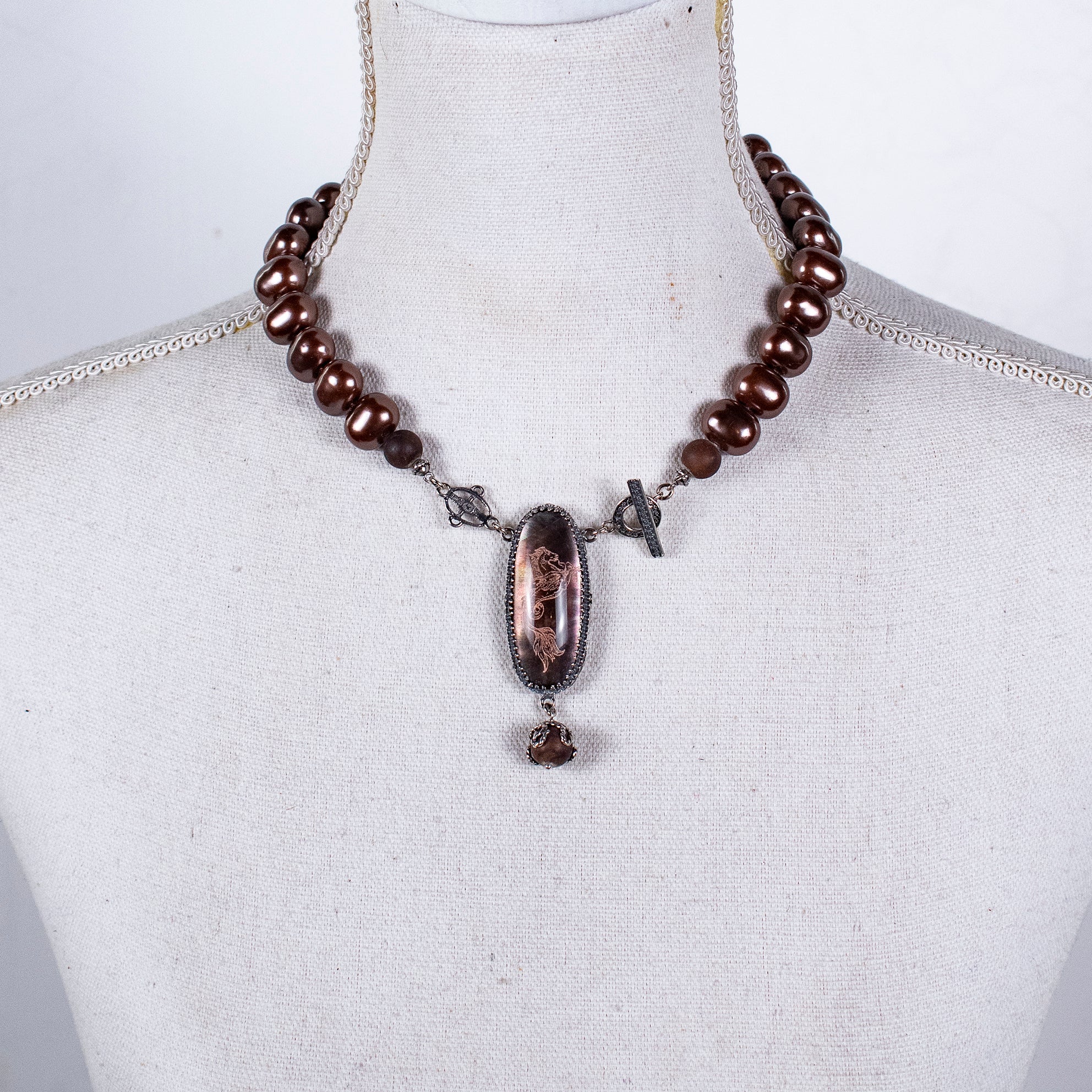 NK 26a05 Brown Shell Pearl & Pink Bohemian Crystal Necklace