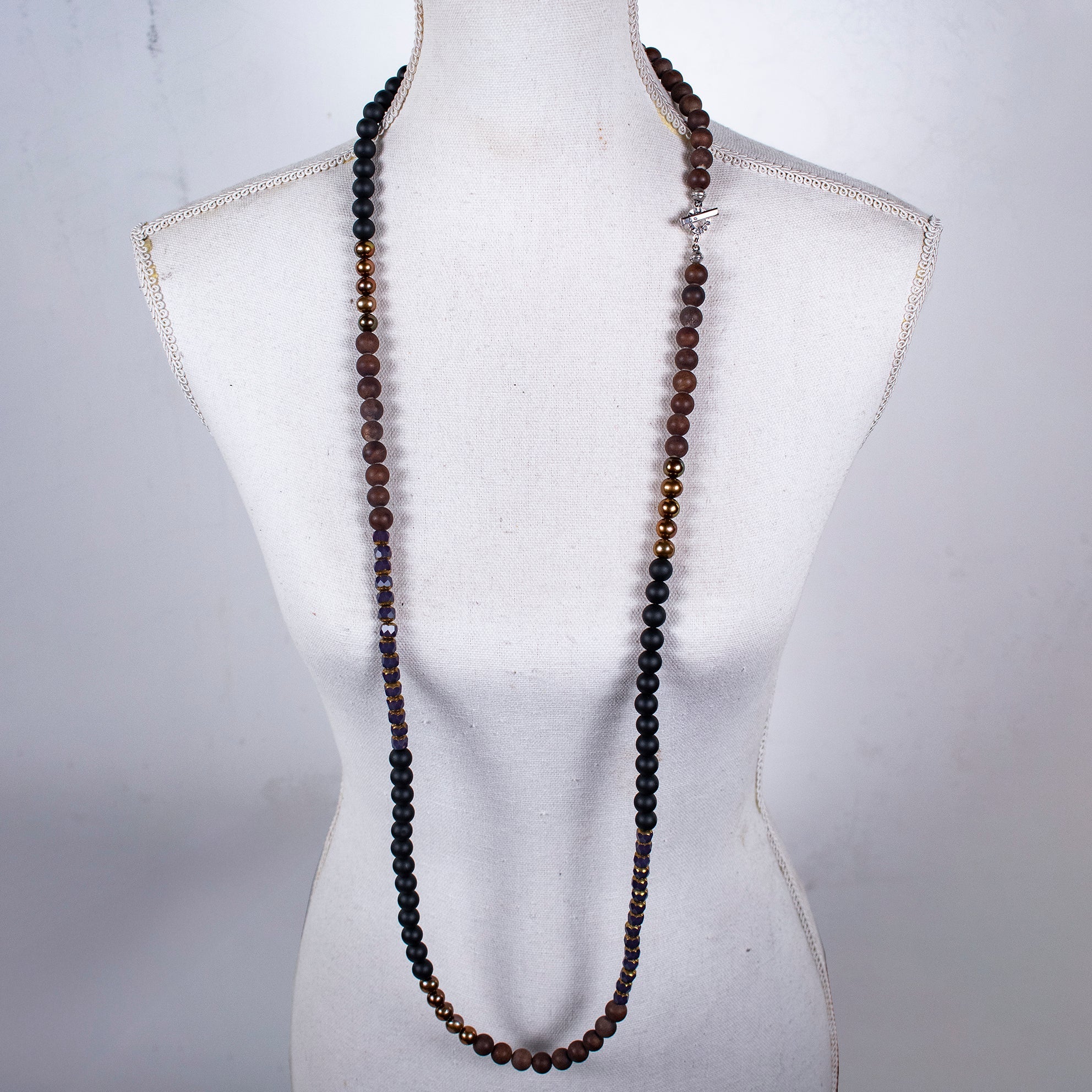 NK 26a10 Mashan Jade & Black Matte Onyx Extra Long Necklace
