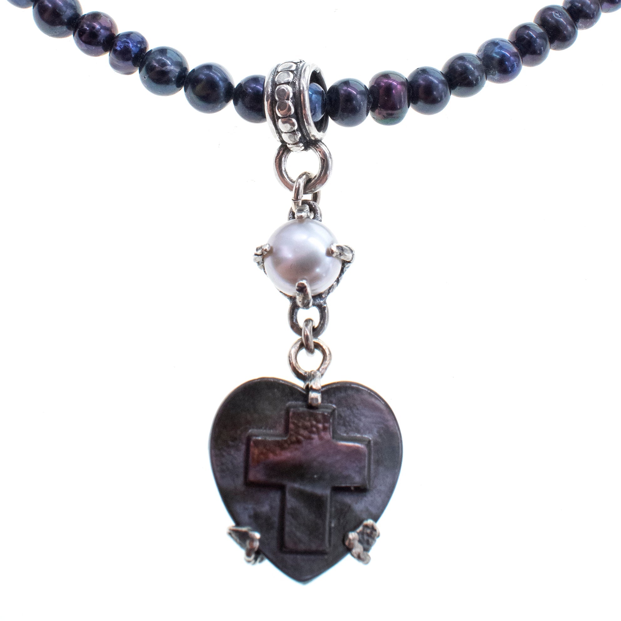 NK 26a18 Black Mother of Pearl Heart & Pearl Necklace