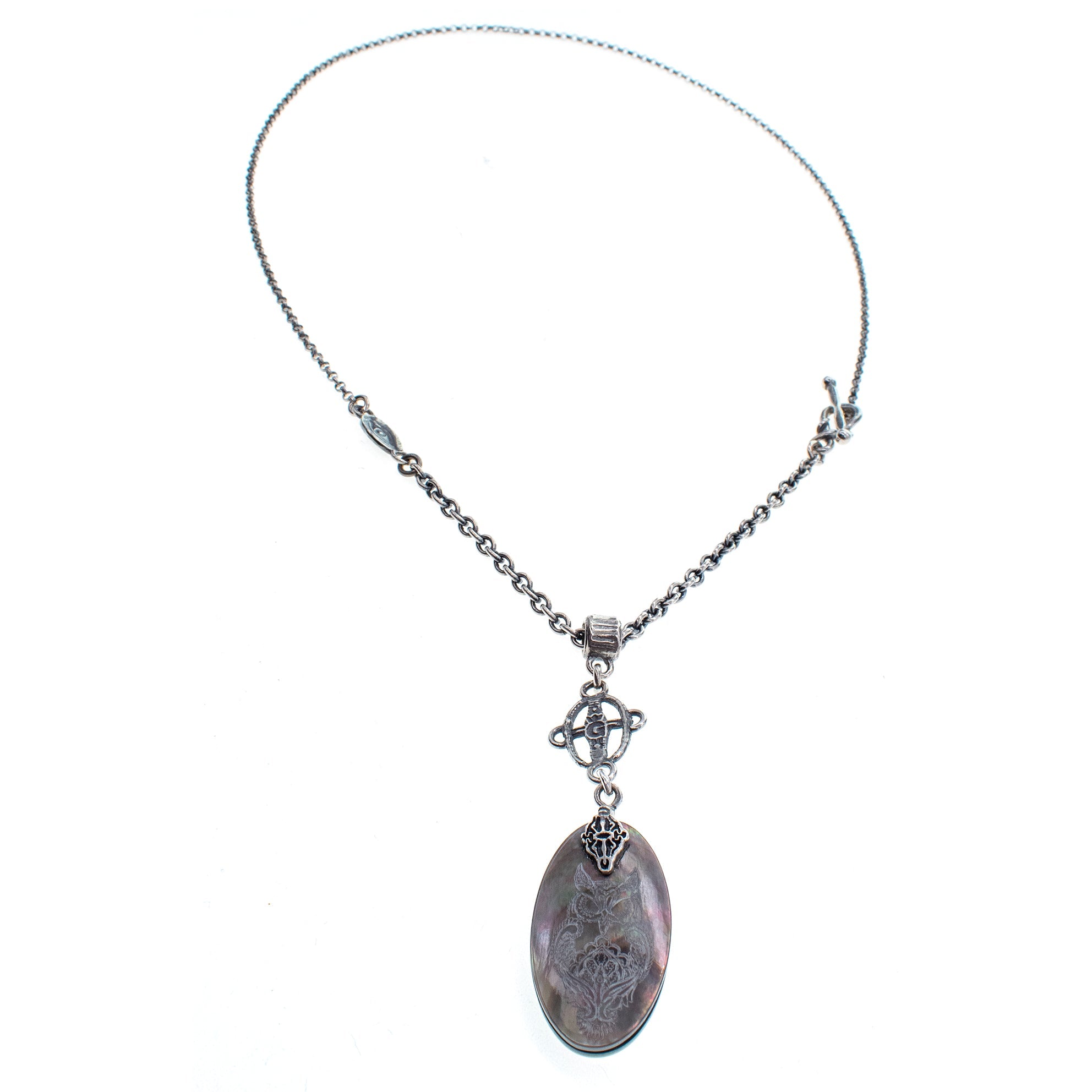 NK 26a21 Engraved Mother of Pearl "Owl" Necklace
