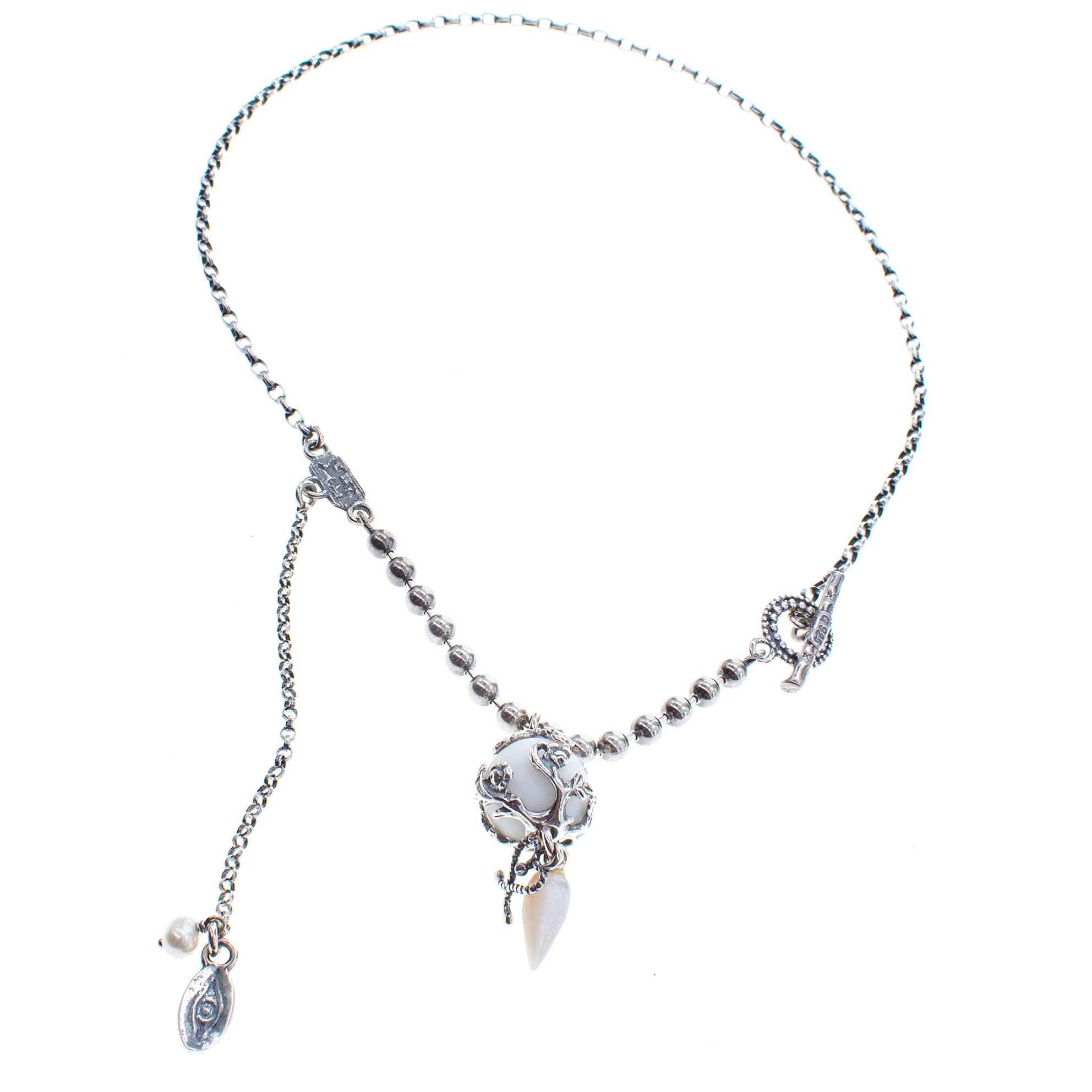 NK 26a22 White Porcelain Pendant Necklace