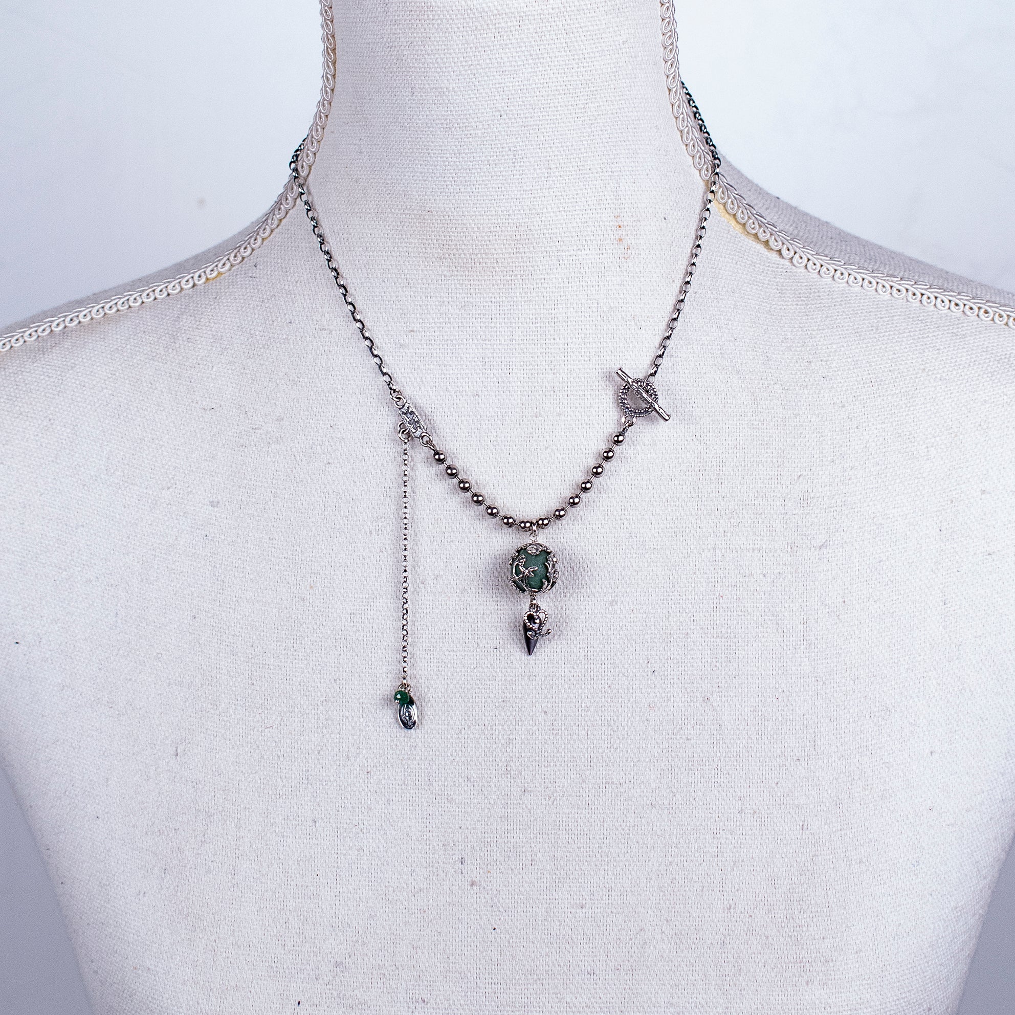 NK 26a22 Green Jade Bead Pendant Necklace