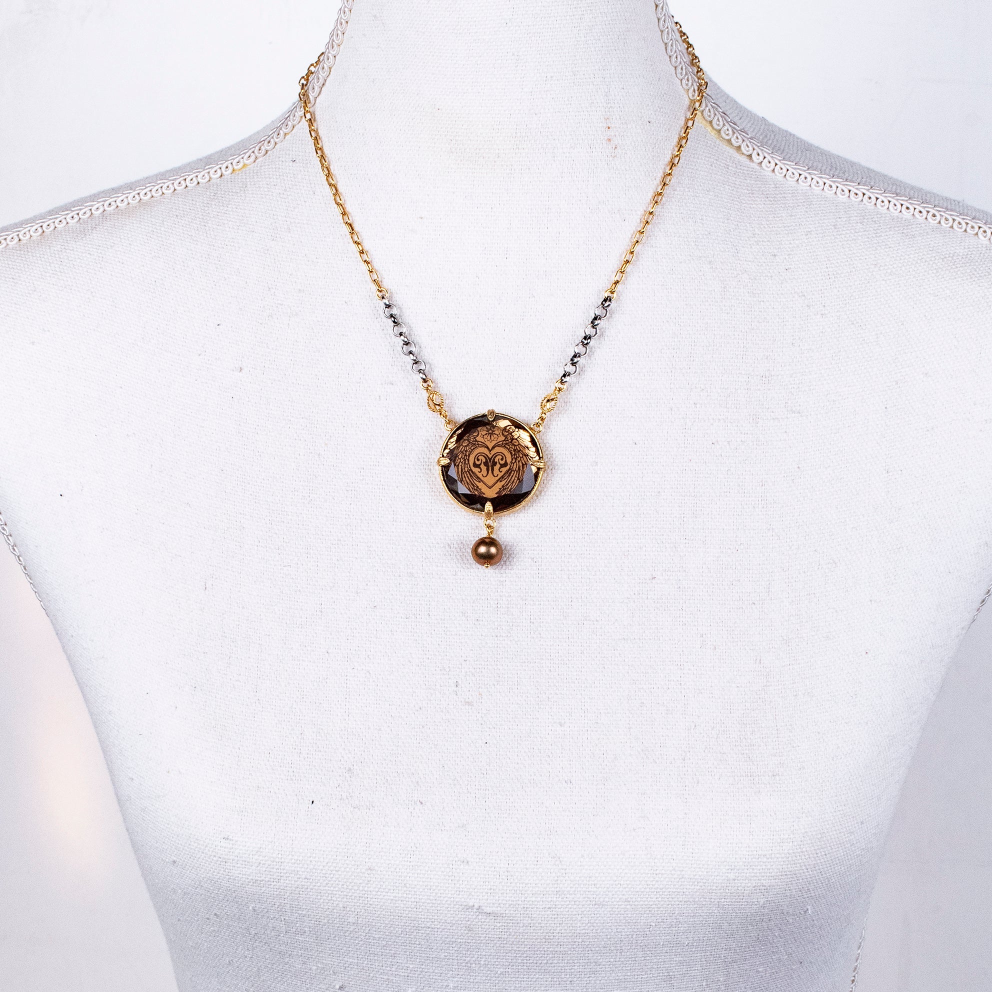 NK 26a27 Brown Vintage Glass "Heart" Necklace