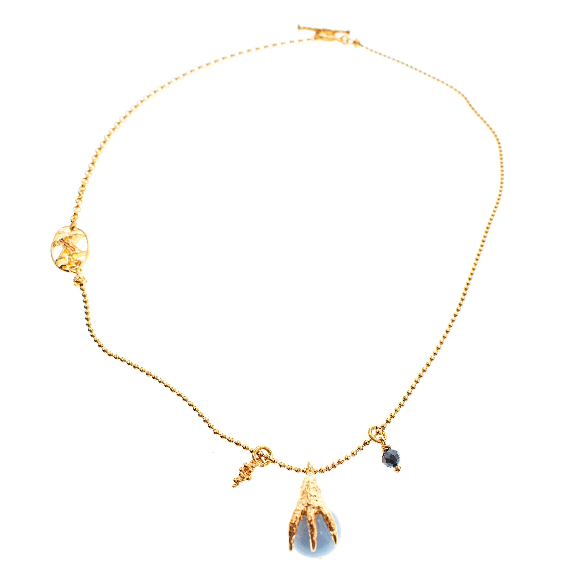NK 26g10  blue claw charm necklace