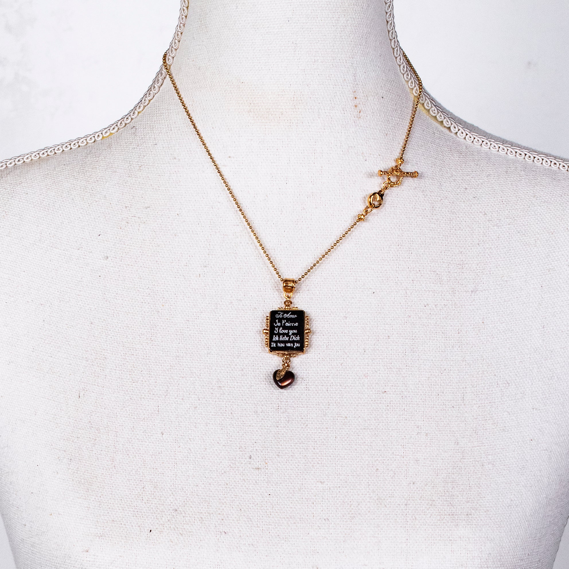 NK 26g16 black love letter necklace