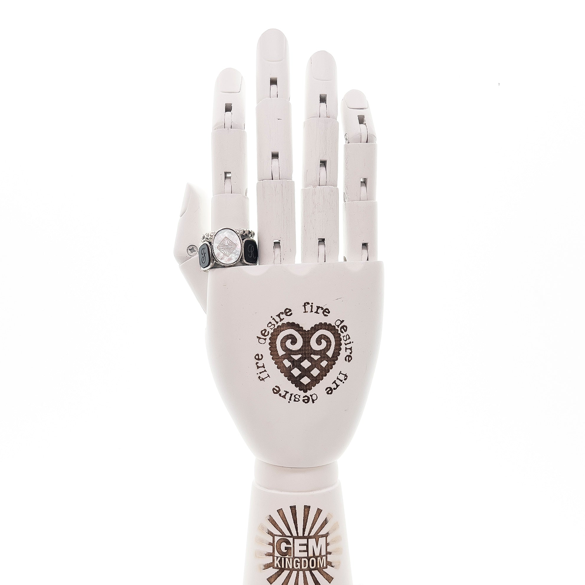 R 24d15 Fame & Fortune Ring