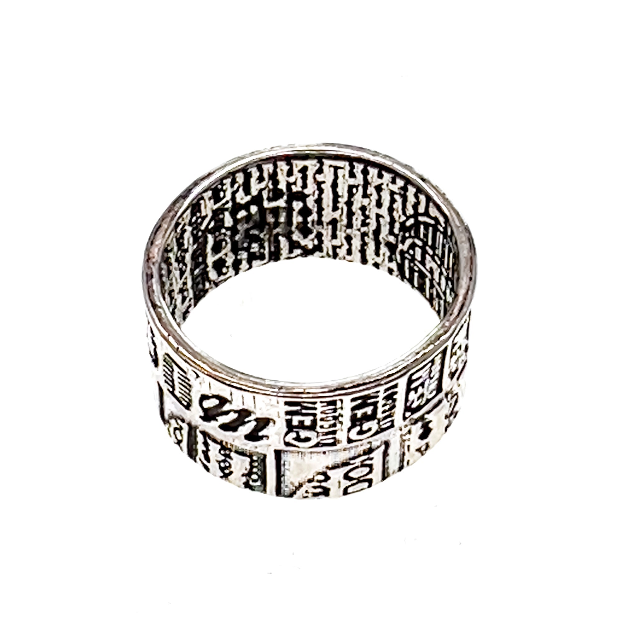 R 24e09 Gem Kingdom band ring