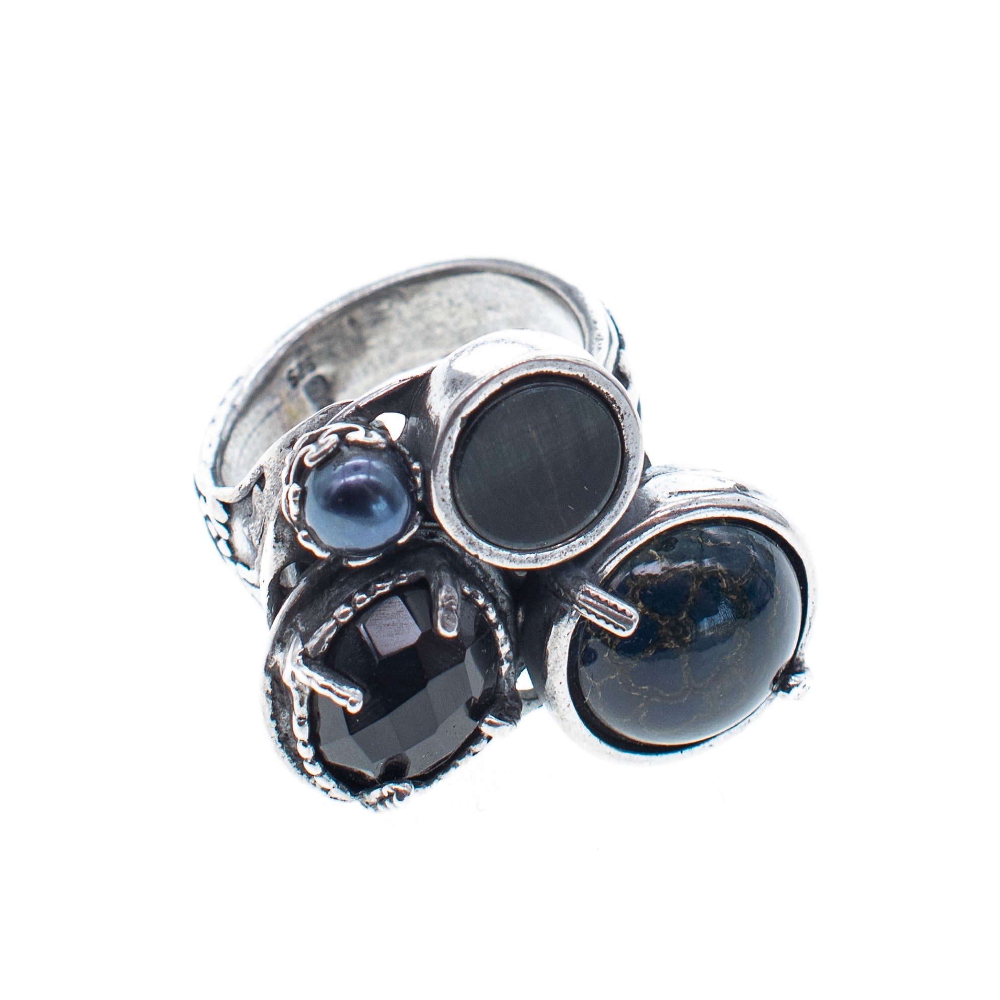 R 25e18 Dark Cluster ring