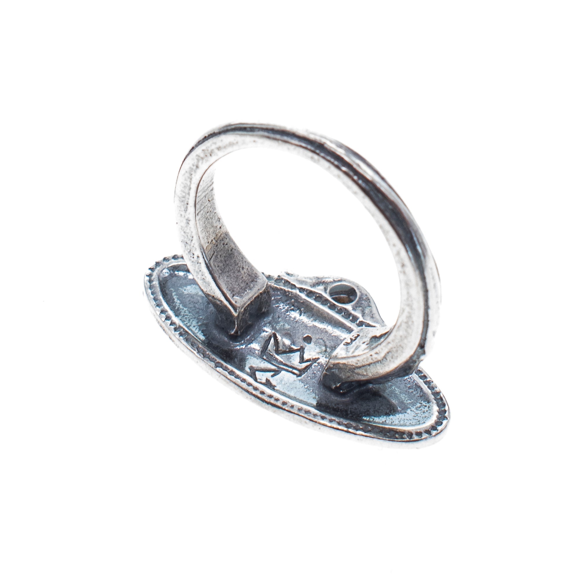 R 25e20 Eye See You ring