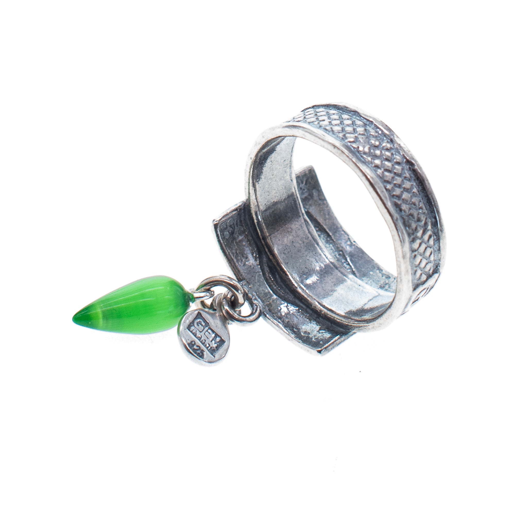 R 25e23 Ex Voto Eye ring