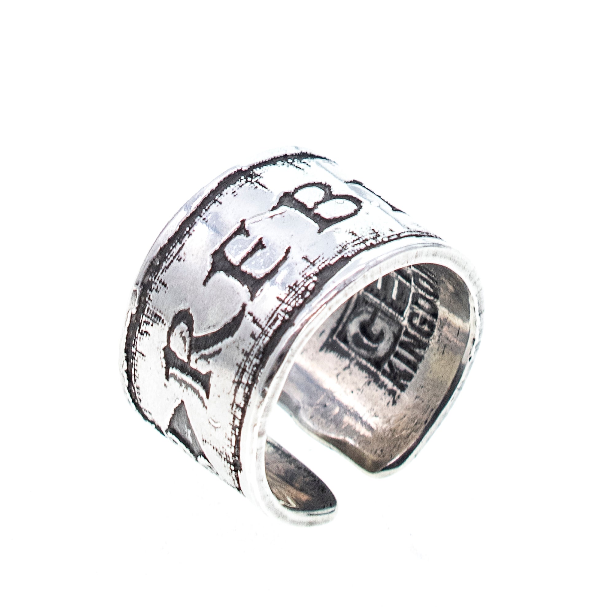 R 25f05 "Rebel" Ring