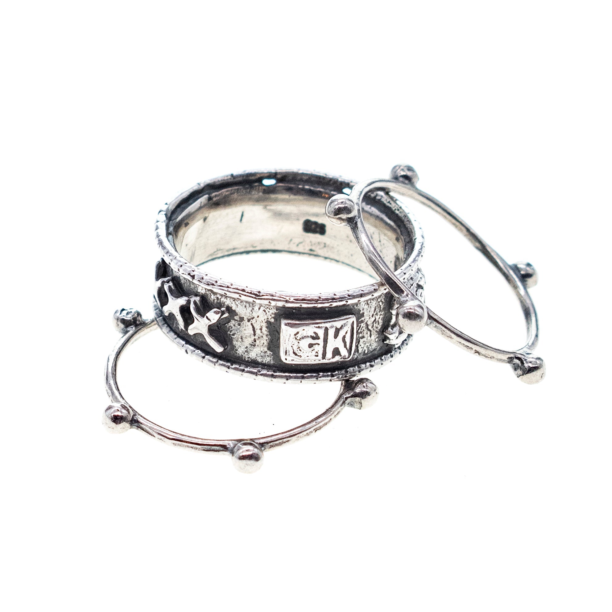 R 25h03 Devotion Stacking ring set