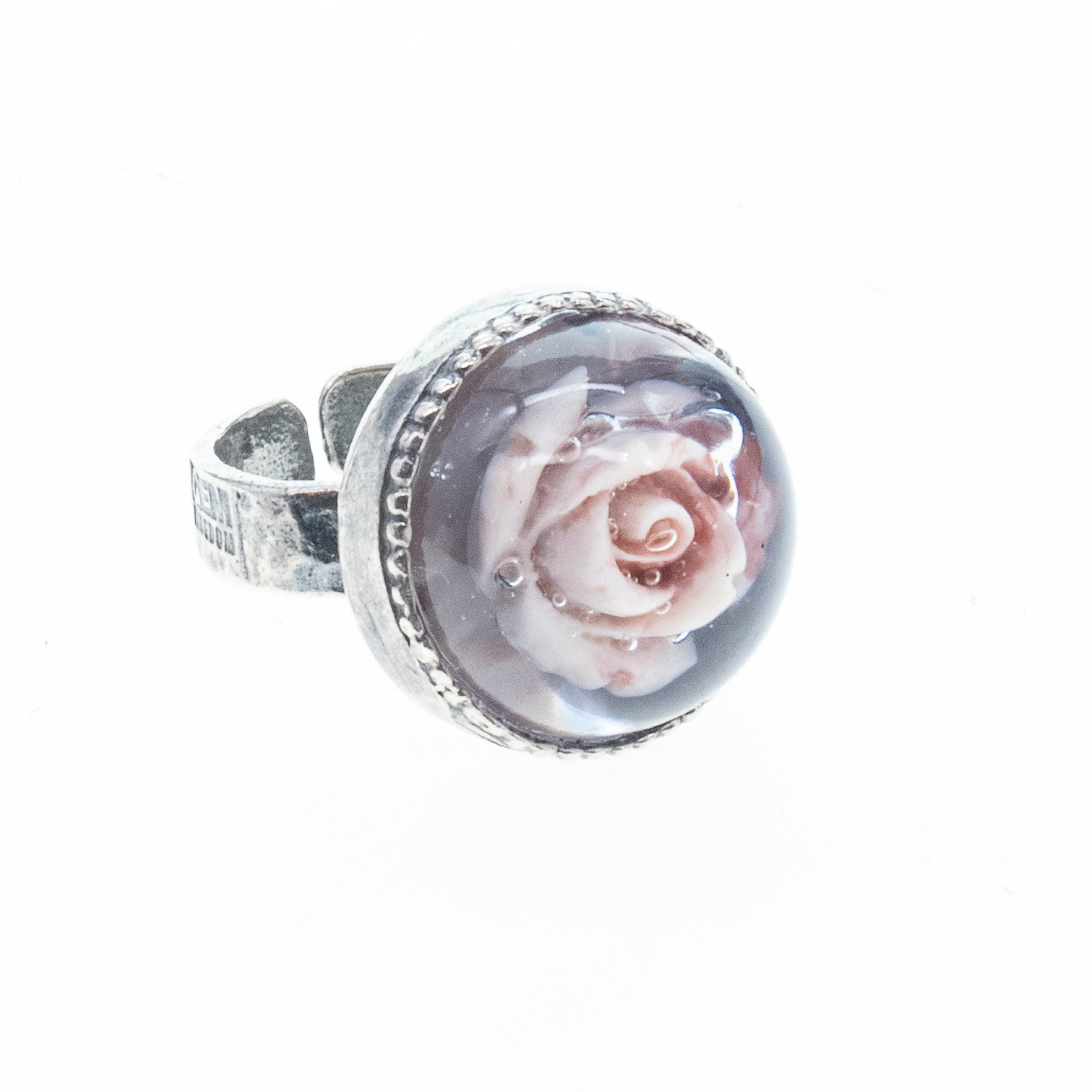 R 26a05 Rose Resin Statement Ring