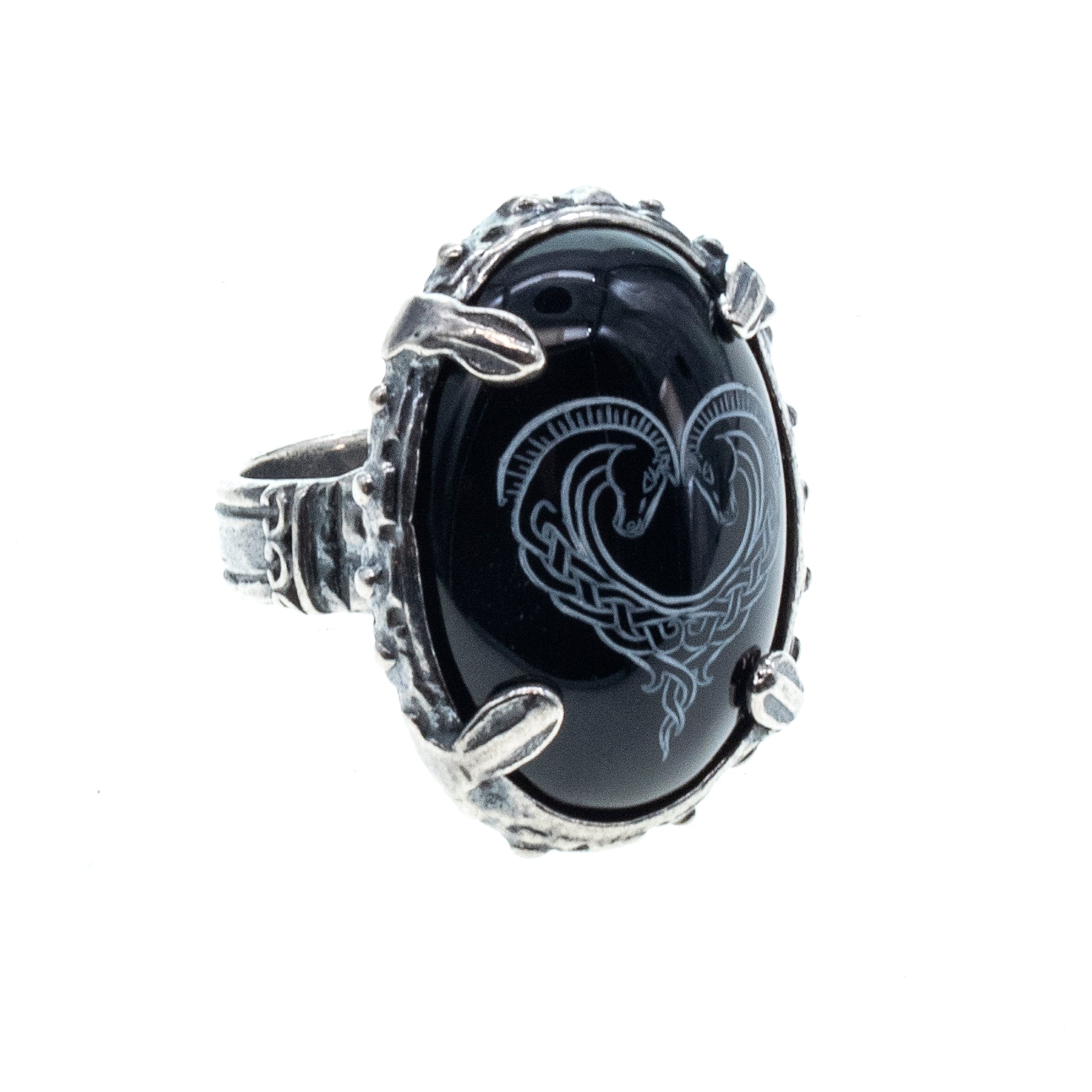R 26a06 Black Onyx Heart Ring