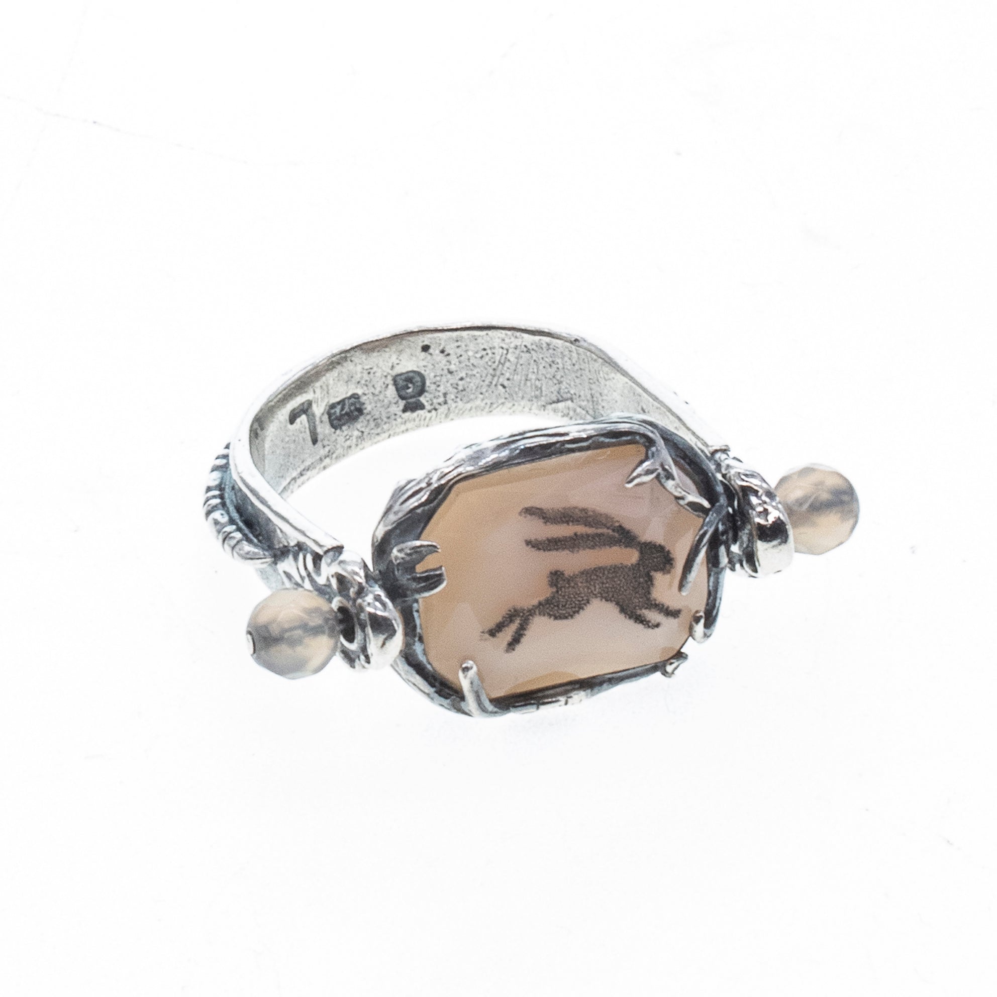 R 26a16 Rotating Hare & Heart Ring