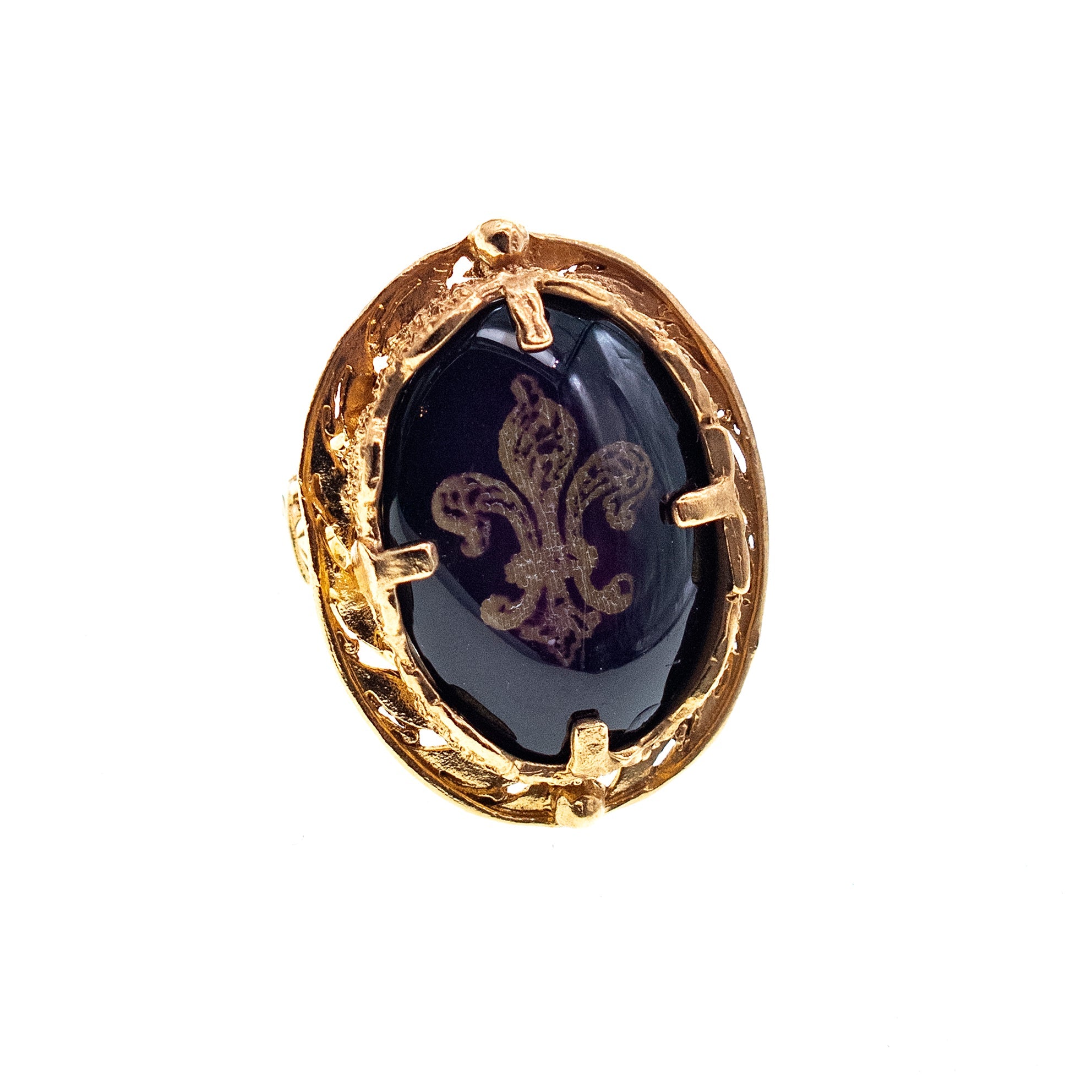 R 26g02 Fleur de Lis Intaglio Ring