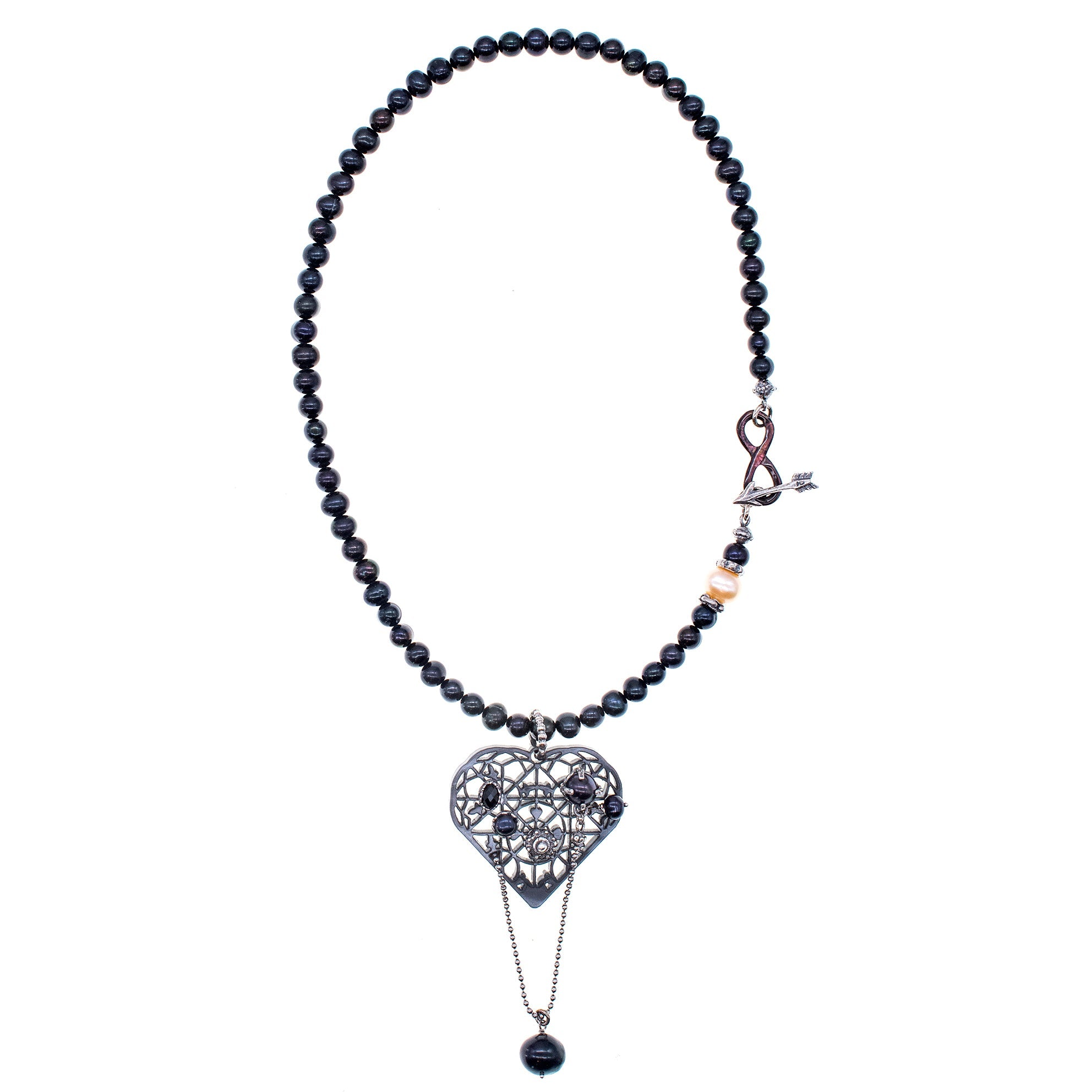 NK 25h04B black Whispering Heart necklace