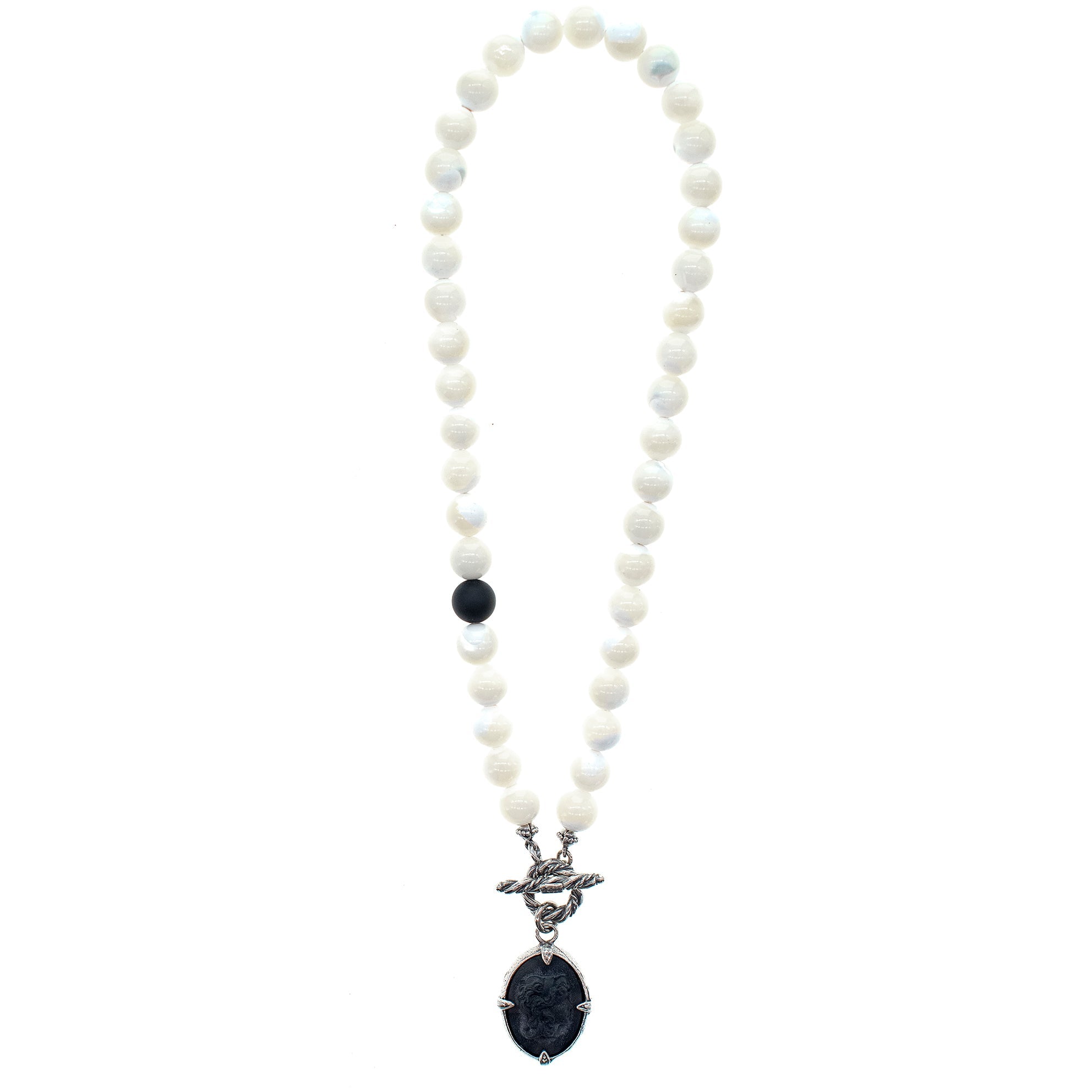 NK 25b14 Black Cameo and White Beaded Necklace