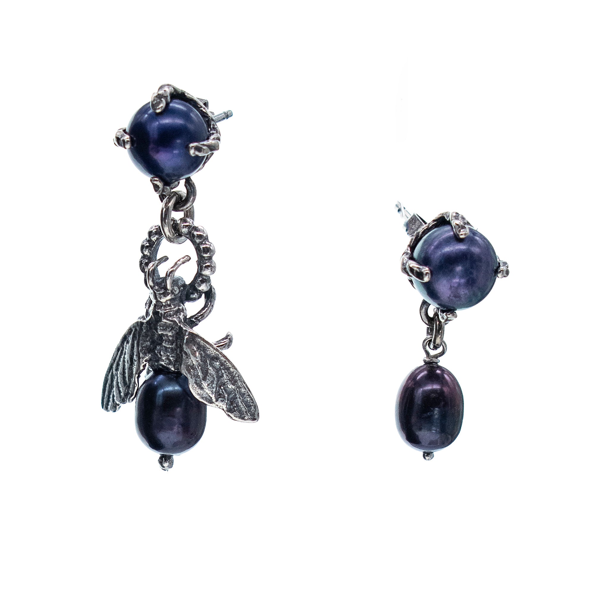 E 24d13B bee my honey earrings black