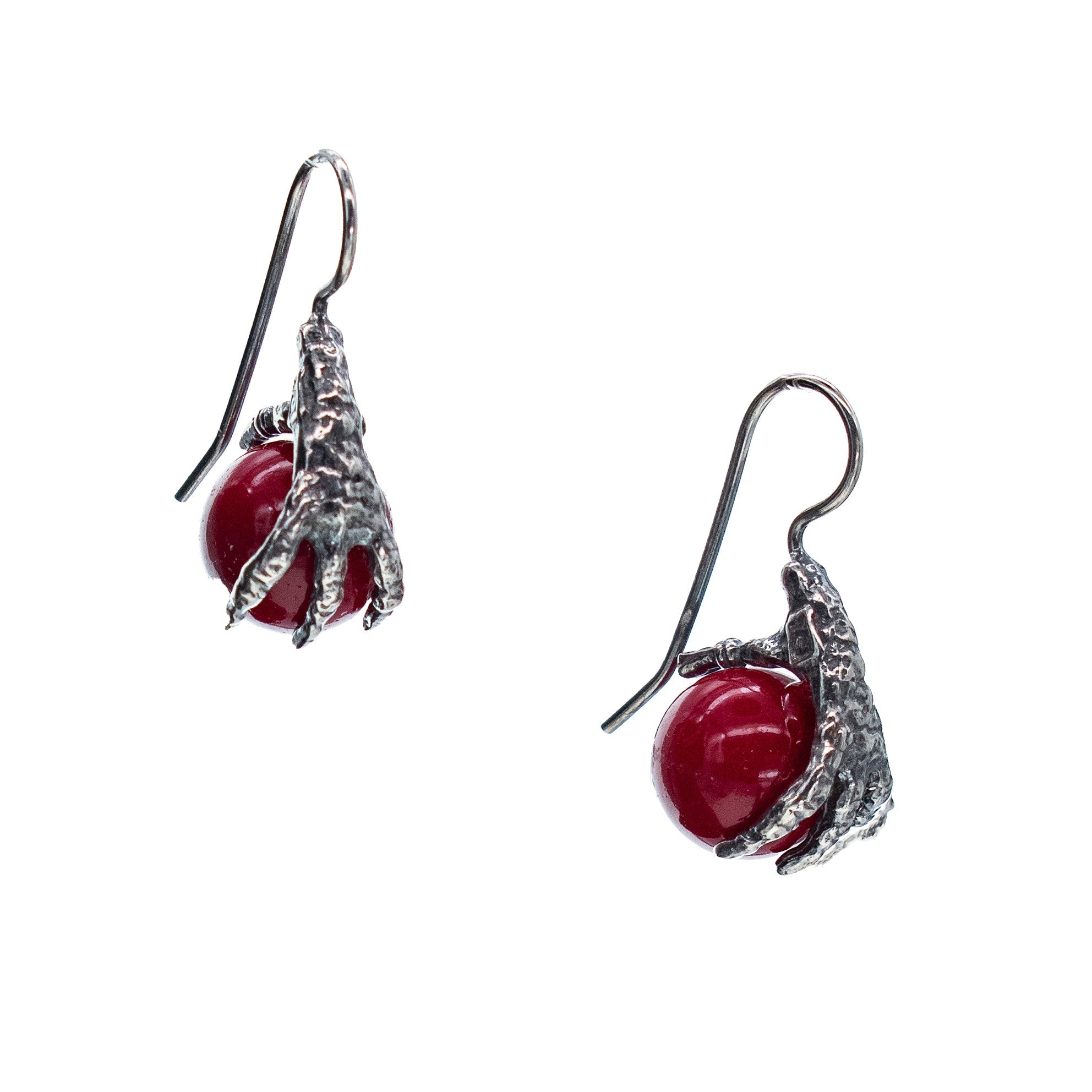 E 24d14C claw earrings red
