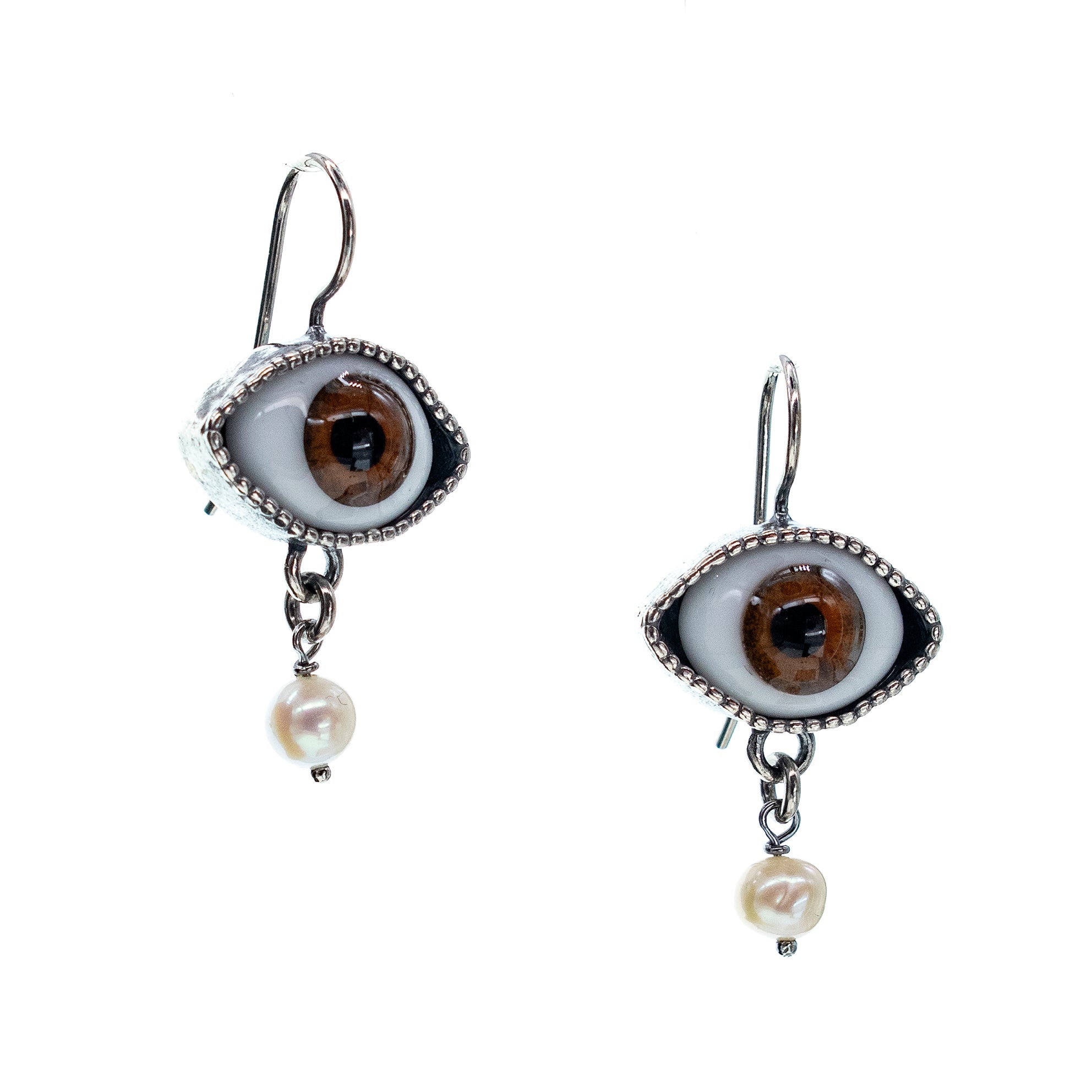 E 25a03C  Eye Love You Brown Eye Earrings