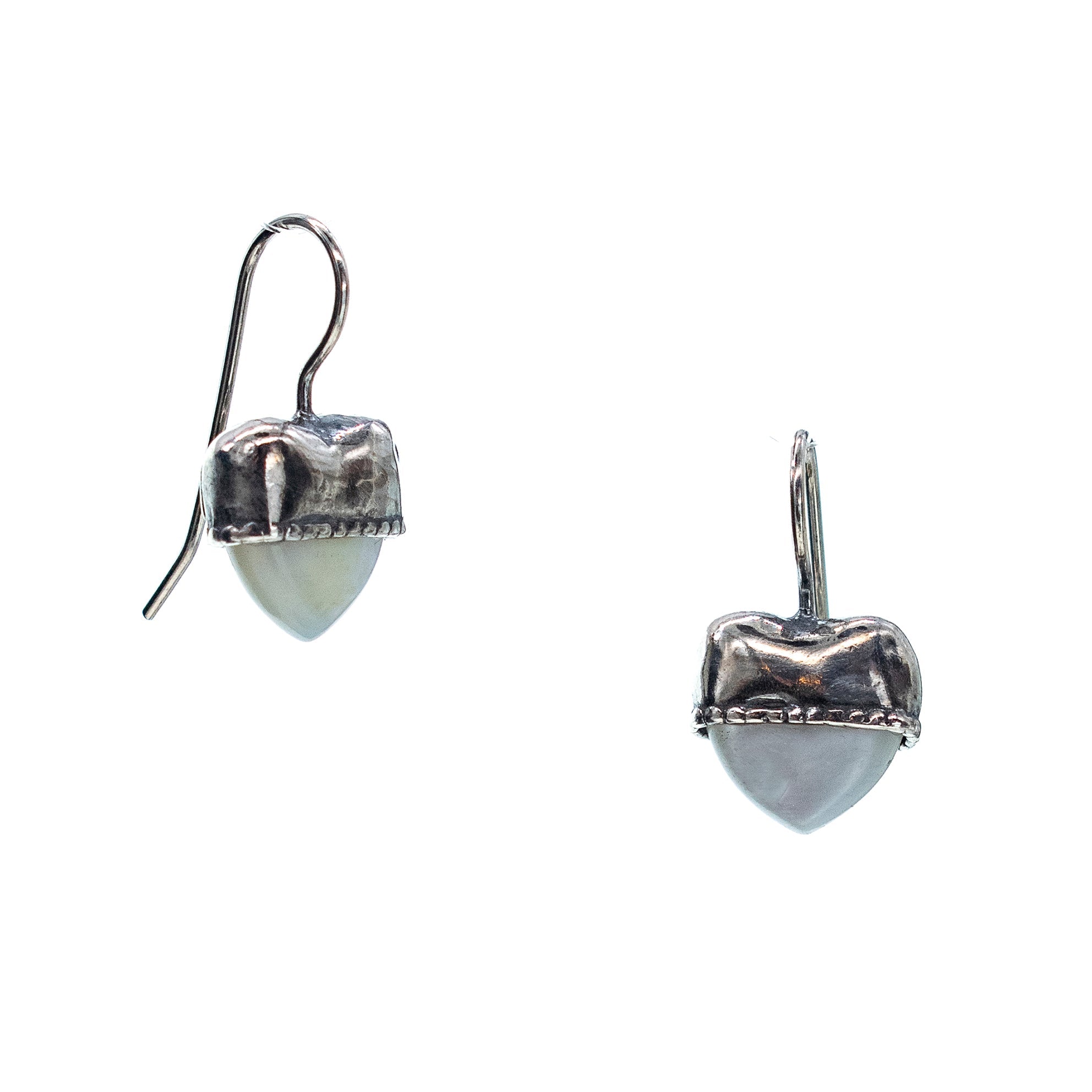 E 25a06A Eye Love You Little Heart Earrings White Mother Of Pearl