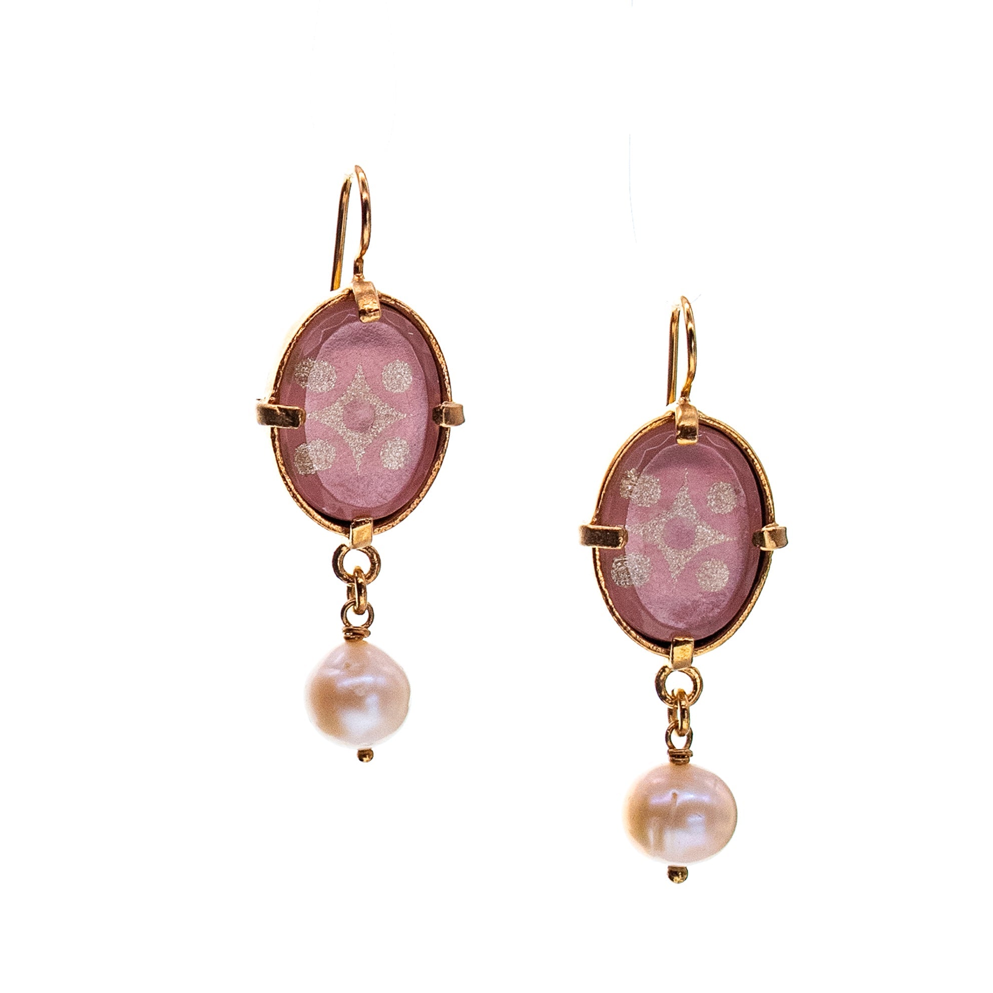E 25g26C pink glass crystal earrings
