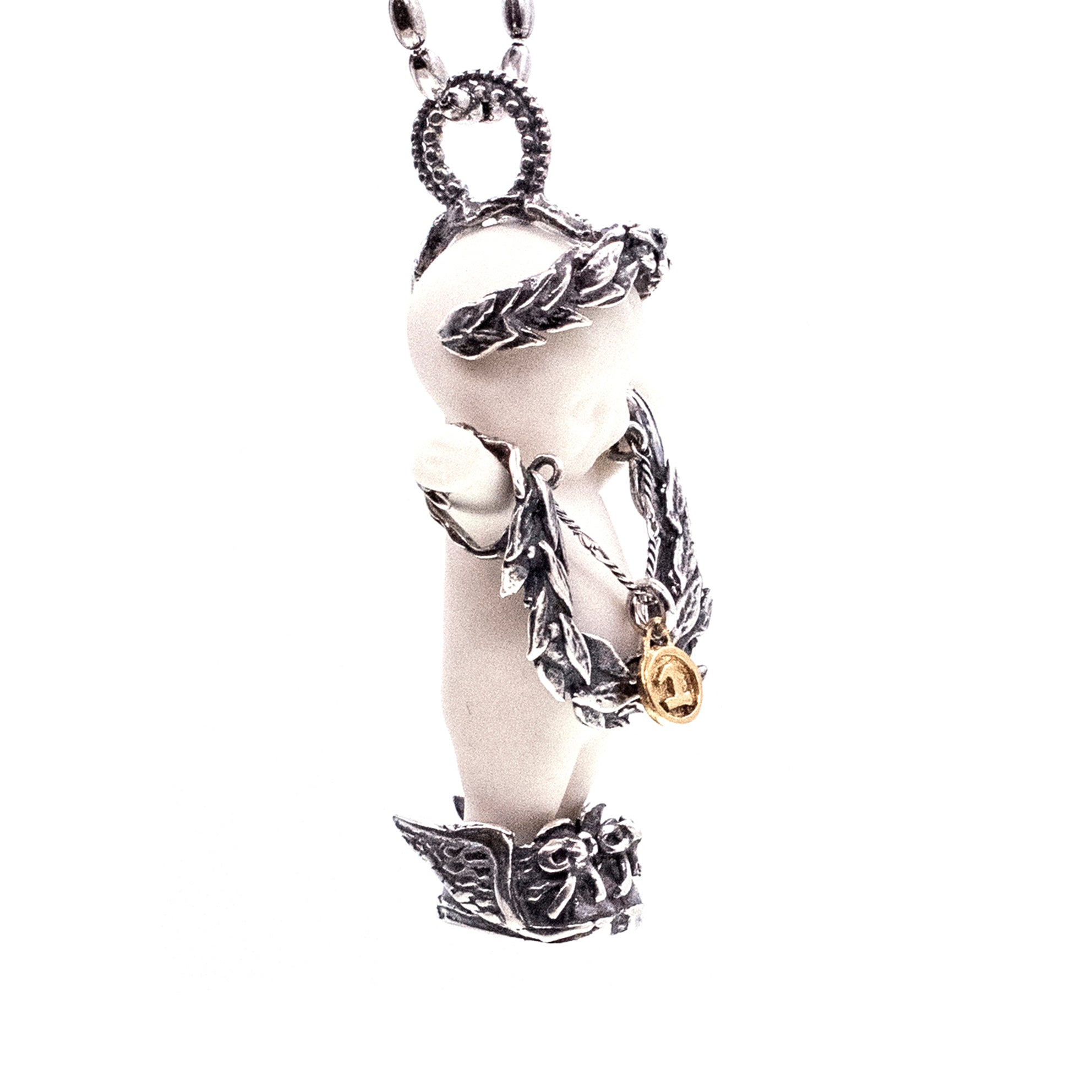 BS49A Happy Baby "Olympia" white and silver Necklace